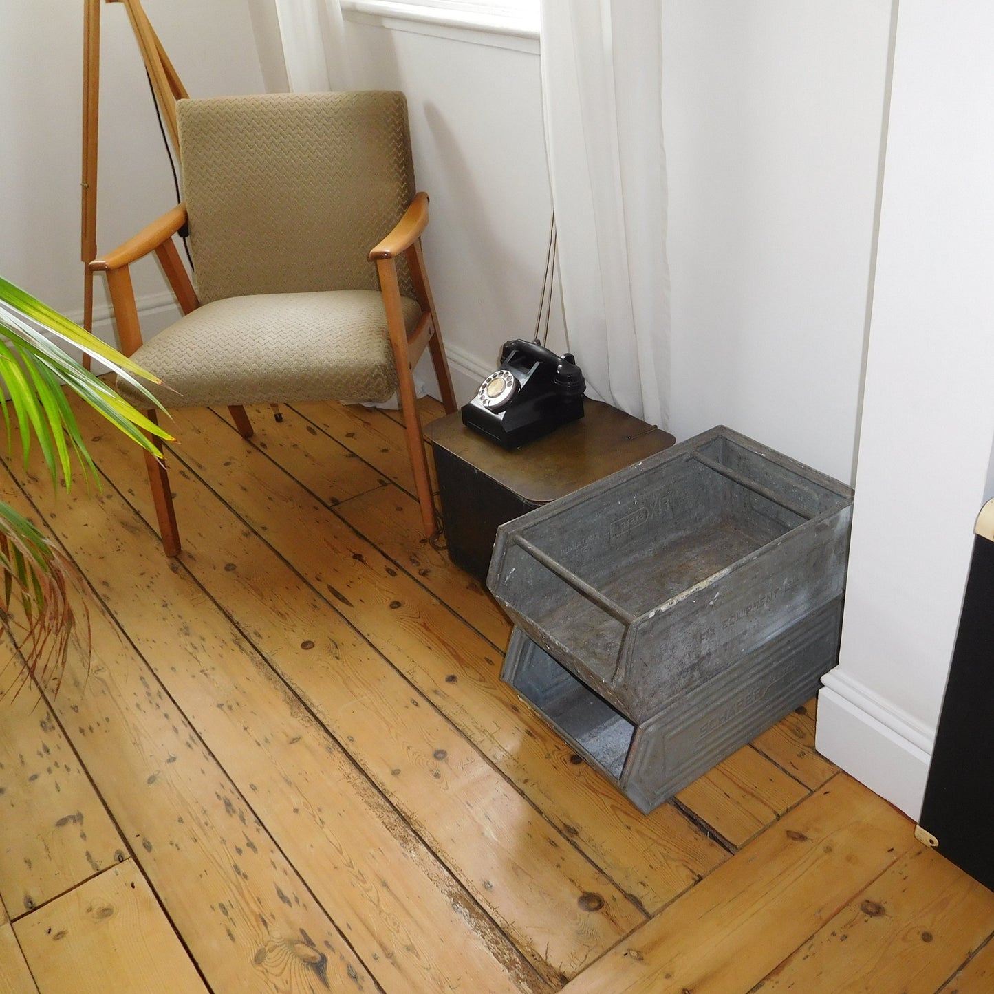 Vintage Galvanised Metal Stacking Crate