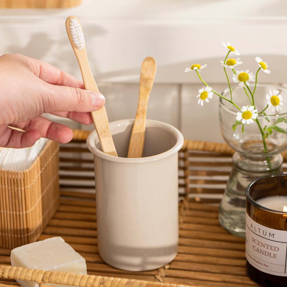 Sand Enamel Toothbrush Holder