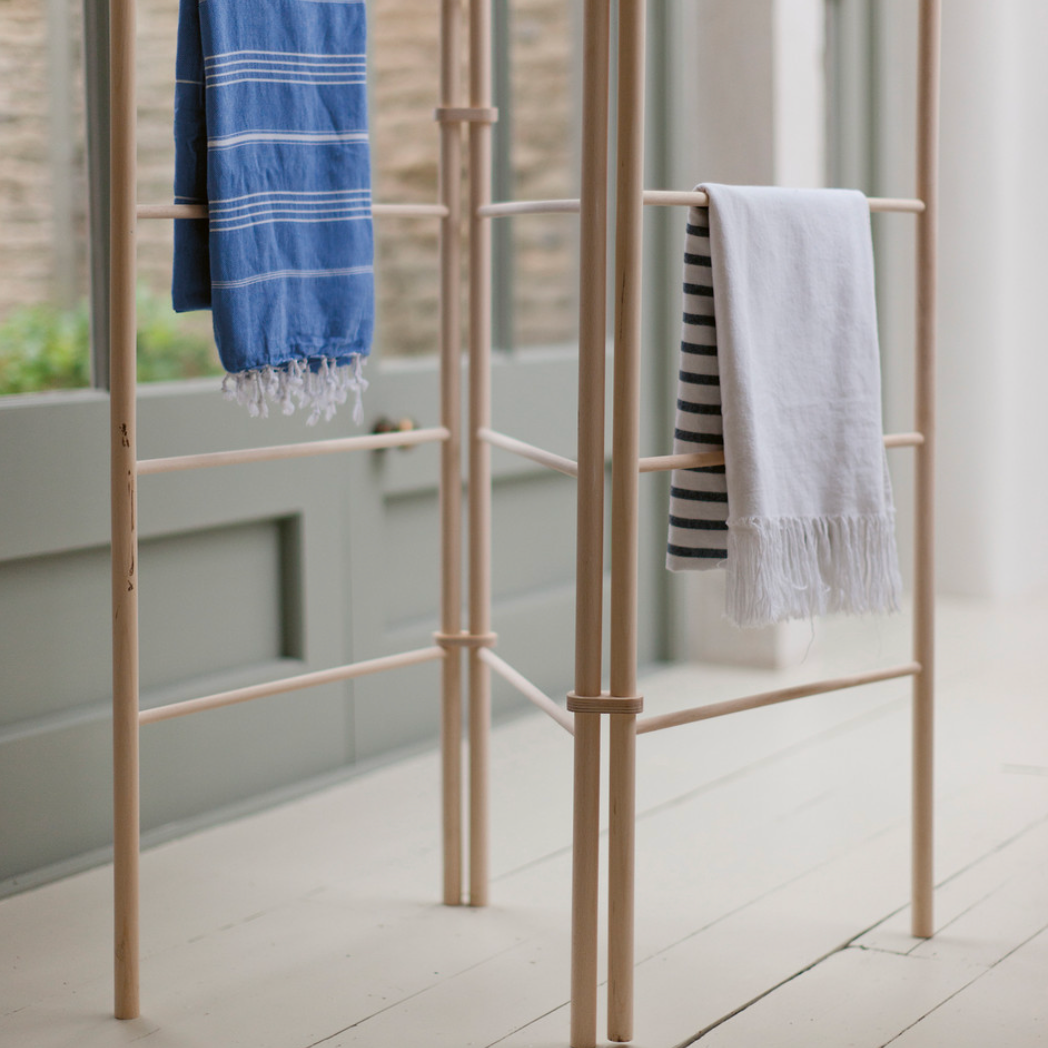 Zig Zag Clothes Dryer
